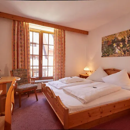 Hotel Der Loewen In 3*