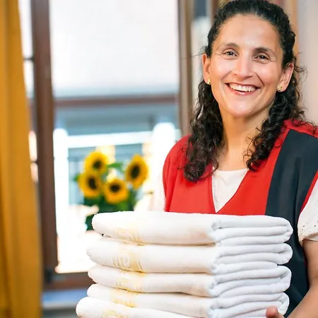 Hotell Der Loewen In Staufen im Breisgau